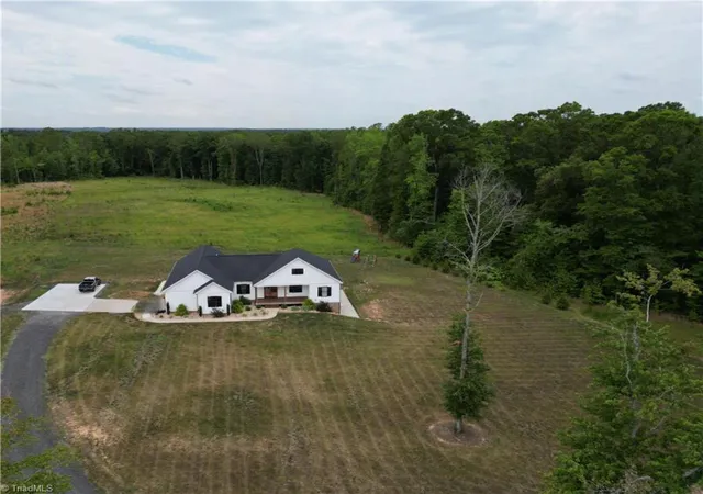 Photo 1 of Single family home for sale at 2498 Settle Brg Rd, Stoneville, NC 27048 | MLS# 1225015 | Listing updated on 2026-09-23