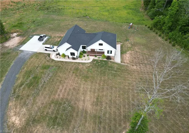 Photo 32 of Single family home for sale at 2498 Settle Brg Rd, Stoneville, NC 27048 | MLS# 1225015 | Listing updated on 2026-09-23
