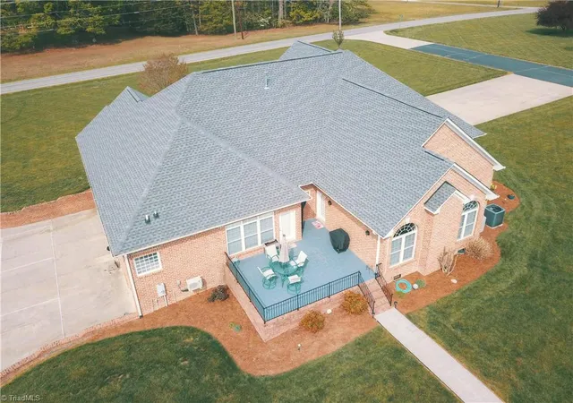 37th image of 124 Will Taylor Ln, Winston Salem, NC 27107 | MLS# 1218423