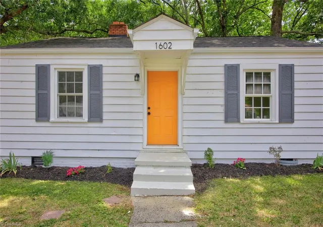 2nd image of 1602 Textile Dr, Greensboro, NC 27405 | MLS# 1225448