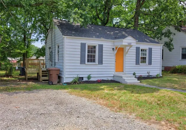 4th image of 1602 Textile Dr, Greensboro, NC 27405 | MLS# 1225448