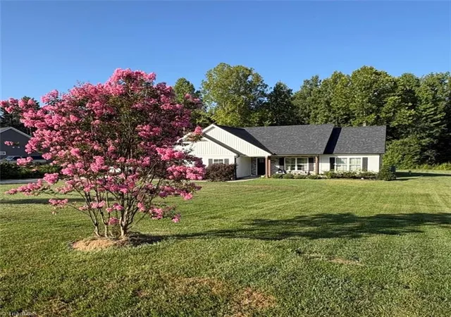 Photo 1 of Single family home for sale at 343 Parks Meadows Dr, Lexington, NC 27292 | MLS# 1231462 | Listing updated on 2026-08-27