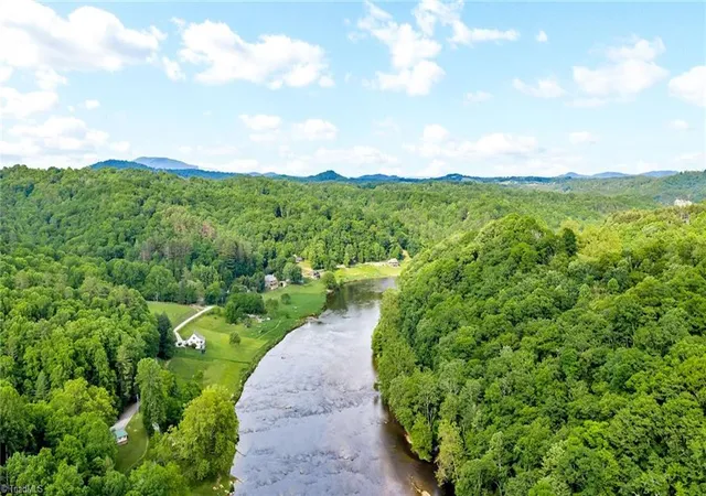 Homes for sale in Grassy Creek, NC | 7 Legra Rd, Grassy Creek, NC 28631 | MLS# 1209295