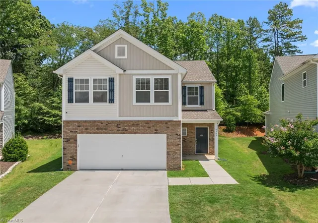 Homes for sale in Pfafftown, NC | 4745 Wesmar Ct, Pfafftown, NC 27040 | MLS# 1226812