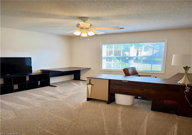 Photo 3 of Single family home for sale at 148 Wyndham Ct, High Point, NC 27265 | MLS# 1227879 | Listing updated on 2026-09-22