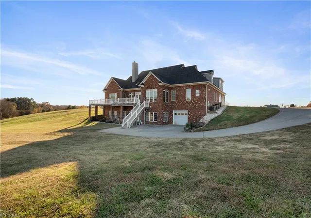 Photo 3 of Single family home for sale at 670 Wyo Rd, Mocksville, NC 27028 | MLS# 1211775 | Listing updated on 2026-03-13