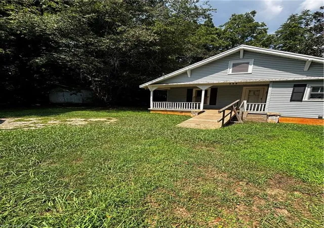 2nd image of 215 Upton St, Randleman, NC 27317 | MLS# 1227594