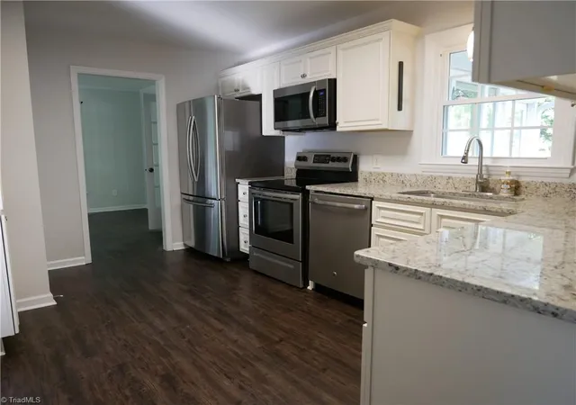 4th image of 2504 Wedge Pl, Asheboro, NC 27205 | MLS# 1226395
