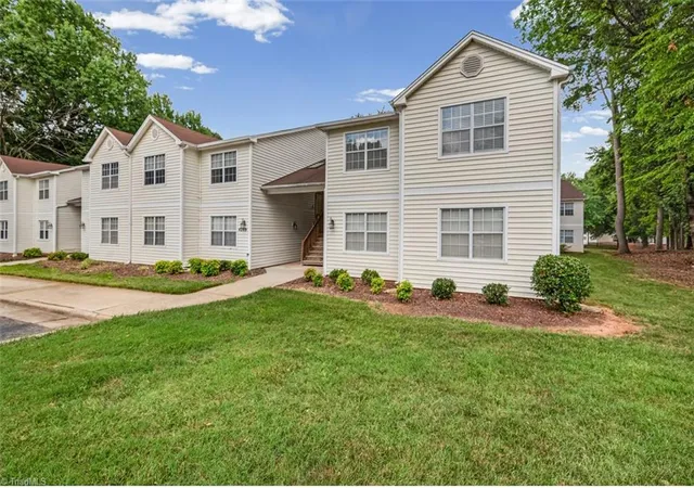 Photo 3 of Sale Pending at 4209 Edith Ln #G, Greensboro, NC 27409 | MLS# 1228482 | Listing updated on 2026-08-08