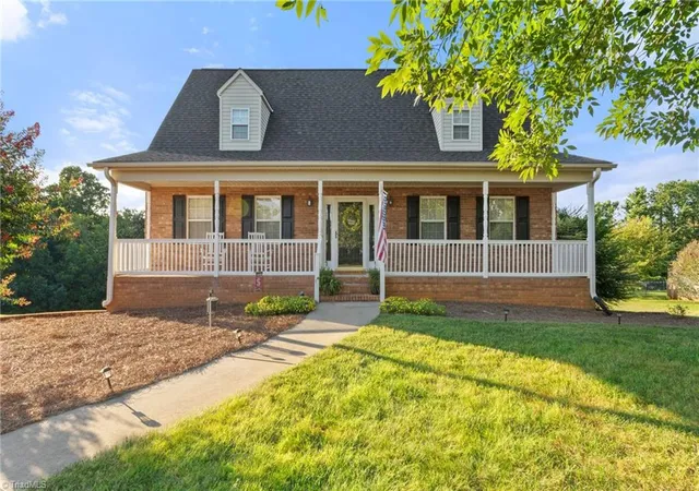 Photo 2 of Single family home for sale at 218 Transou Dr, Lexington, NC 27295 | MLS# 1230629 | Listing updated on 2026-09-05