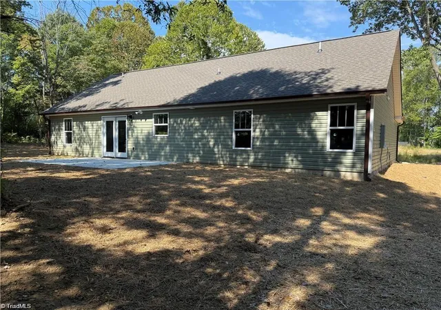 15th image of 226 Holland Ln, Thomasville, NC 27360 | MLS# 1219010