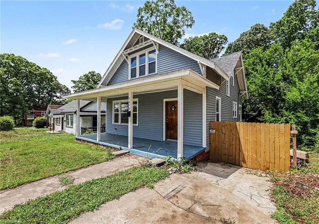 4th image of 2016 Cherry St, Winston Salem, NC 27105 | MLS# 1222696
