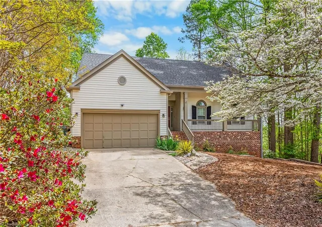 Photo 1 of Single family home for sale at 17 Spring Oak Ct, Greensboro, NC 27410 | MLS# 1225137 | Listing updated on 2026-09-25