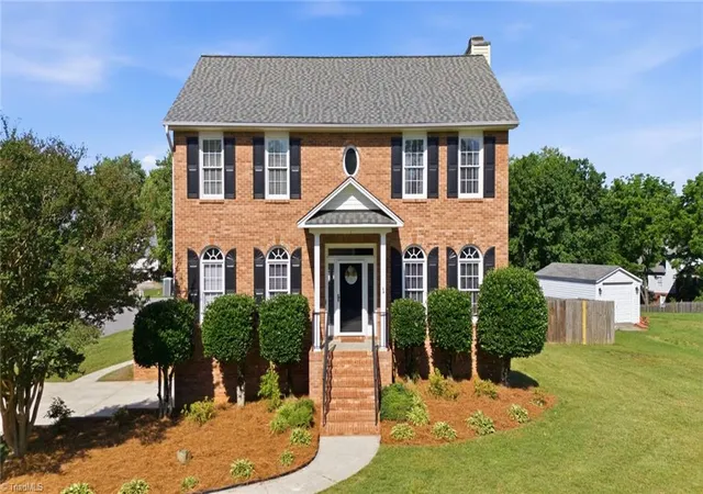 Photo 1 of Single family home for sale at 3718 Squirewood Dr, Clemmons, NC 27012 | MLS# 1229306 | Listing updated on 2026-09-12