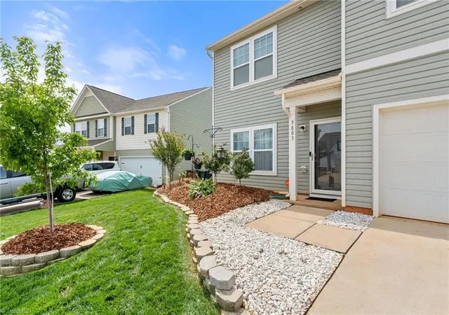 4th image of 5803 Springer Dr, Greensboro, NC 27405 | MLS# 1220128