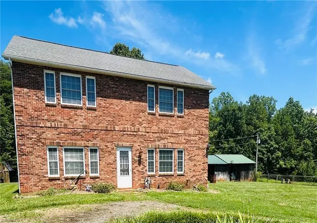 3rd image of 2062 Pell Rd, Westfield, NC 27053 | MLS# 1228010