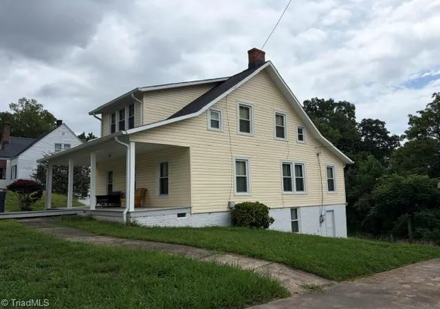 Photo 1 of Single family home for sale at 911 I St, North Wilkesboro, NC 28659 | MLS# 1228646 | Listing updated on 2026-07-24