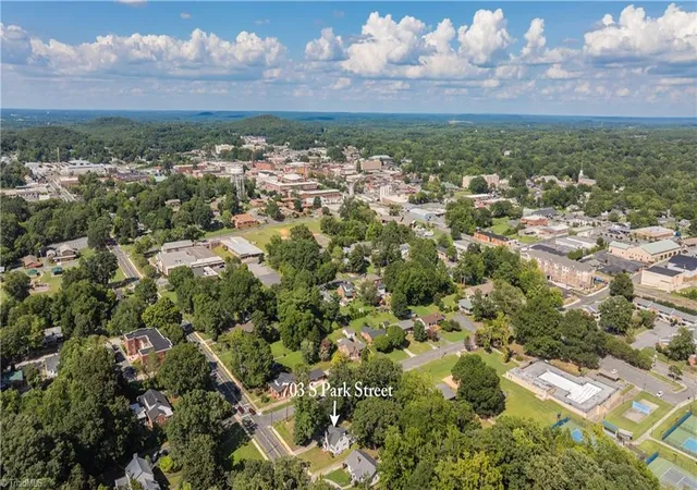 43rd image of 703 S Park St, Asheboro, NC 27203 | MLS# 1231631
