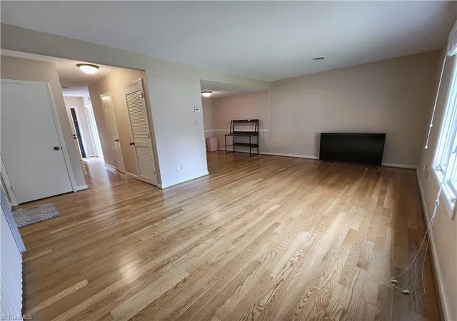 Photo 3 of Single family home for sale at 1407 Chestnut Dr #C, High Point, NC 27262 | MLS# 1229047 | Listing updated on 2026-09-19