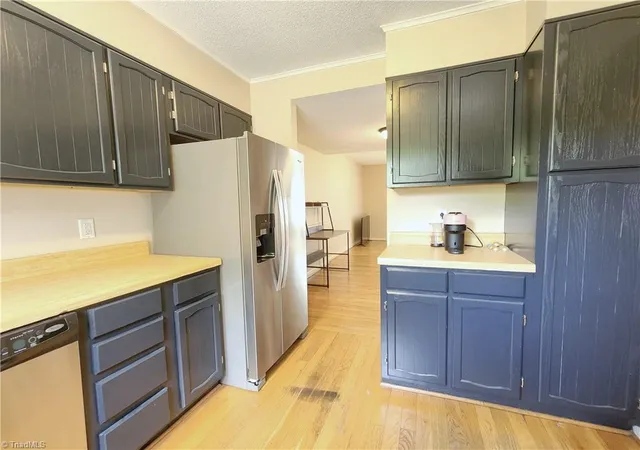 Photo 4 of Single family home for sale at 1407 Chestnut Dr #C, High Point, NC 27262 | MLS# 1229047 | Listing updated on 2026-09-19
