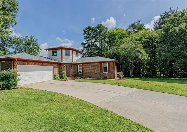 Photo 3 of Sale Pending at 1116 Geneva Albright Rd, Graham, NC 27253 | MLS# 1233899 | Listing updated on 2026-09-03
