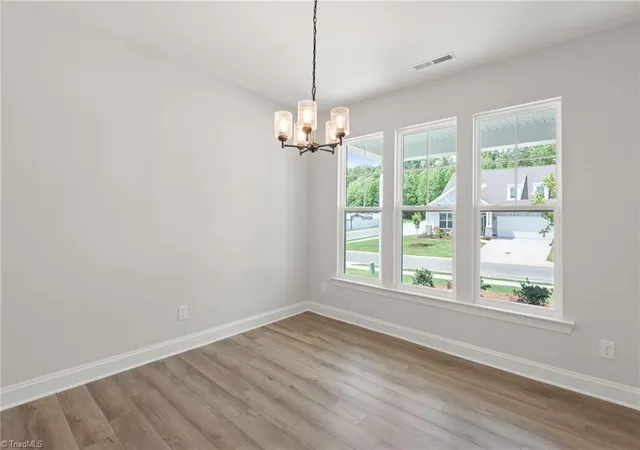 5th image of 865 Brooklet Ct, Winston Salem, NC 27127 | MLS# 1230653