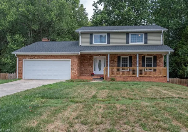 Homes for sale in Clemmons, NC | 7013 Upland Rd, Clemmons, NC 27012 | MLS# 1226213