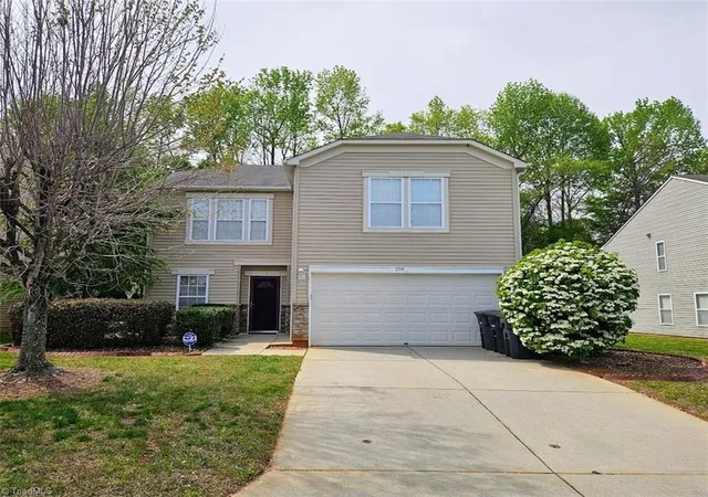 Photo 1 of Single family home for sale at 2514 Renard Rd, Greensboro, NC 27406 | MLS# 1216536 | Listing updated on 2026-08-28