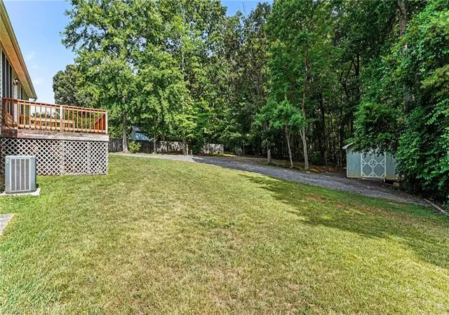 Homes for sale in Randleman, NC | 709 Old Castle Dr, Randleman, NC 27317 | MLS# 1224208