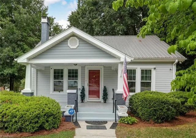 Homes for sale in Reidsville, NC | 1713 Vance St, Reidsville, NC 27320 | MLS# 1226027