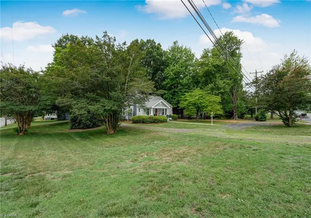 Homes for sale in Reidsville, NC | 1713 Vance St, Reidsville, NC 27320 | MLS# 1226027