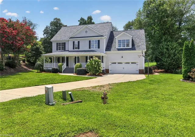 Photo 1 of Single family home for sale at 100 Claron Ct, Clemmons, NC 27012 | MLS# 1230430 | Listing updated on 2026-08-14