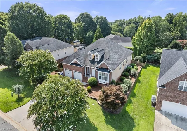 Photo 3 of Single family home for sale at 5420 Stone Xing Dr, Winston Salem, NC 27104 | MLS# 1231469 | Listing updated on 2026-09-13