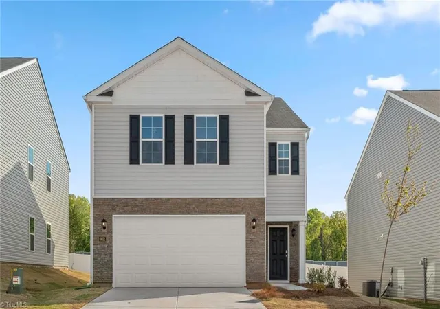 1st image of 205 Beechwood Cir, Thomasville, NC 27360 | MLS# 1220033