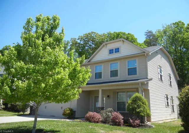 Photo 2 of Sale Pending at 3681 Vestavia Dr, Kernersville, NC 27284 | MLS# 1217260 | Listing updated on 2026-09-17