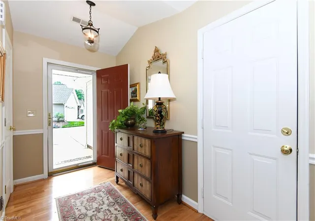 3rd image of 3122 Woodpoint St, Jamestown, NC 27282 | MLS# 1225823