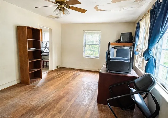 4th image of 1212 Portland St, Greensboro, NC 27403 | MLS# 1231024