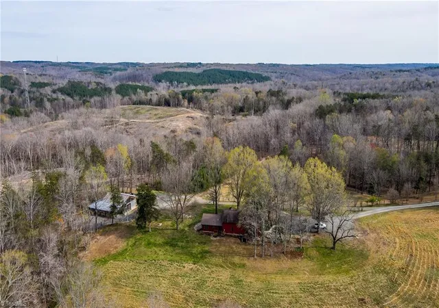 3rd image of 361 Settle Bridge Rd, Reidsville, NC 27320 | MLS# 1214019