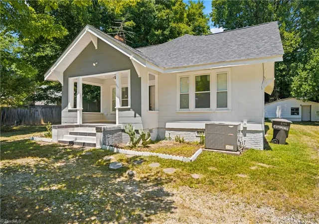 4th image of 844 Cummins St, High Point, NC 27262 | MLS# 1225068