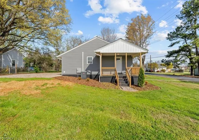 Homes for sale in Lexington, NC | 105 Mendota Ave, Lexington, NC 27292 | MLS# 1213277