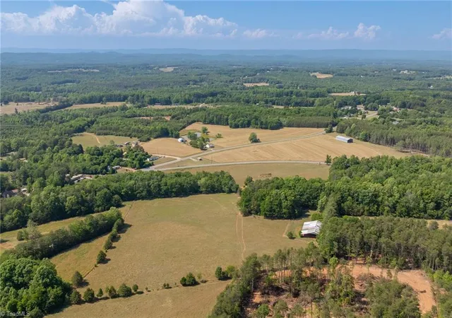 Homes for sale in Pilot Mountain, NC | 3607 Nc Hwy 268, Pilot Mountain, NC 27041 | MLS# 1221693