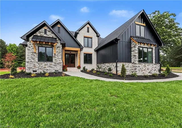 3rd image of 2831 Lockland Dr, Oak Ridge, NC 27310 | MLS# 1217056