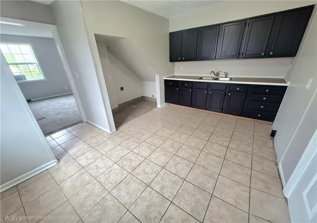 3rd image of 758 Clemmonsville Cir, Winston Salem, NC 27107 | MLS# 1212382