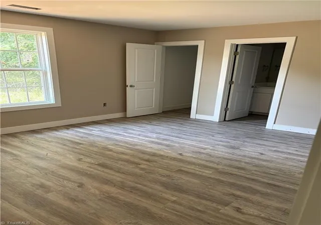 Photo 4 of Single family home for sale at 506 Moore Dr, Lexington, NC 27292 | MLS# 1225351 | Listing updated on 2026-09-01