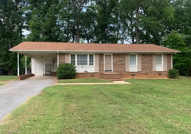 2nd image of 2306 Woodland Dr, Reidsville, NC 27320 | MLS# 1232968