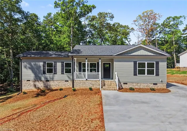 1st image of 2795 Beckner Rd, Lexington, NC 27292 | MLS# 1228095