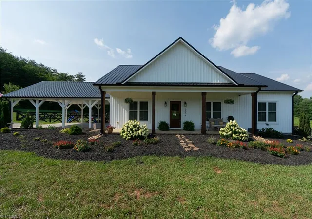 1st image of 1004 Tilley Farm Rd, Pinnacle, NC 27043 | MLS# 1228039