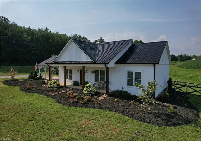 2nd image of 1004 Tilley Farm Rd, Pinnacle, NC 27043 | MLS# 1228039