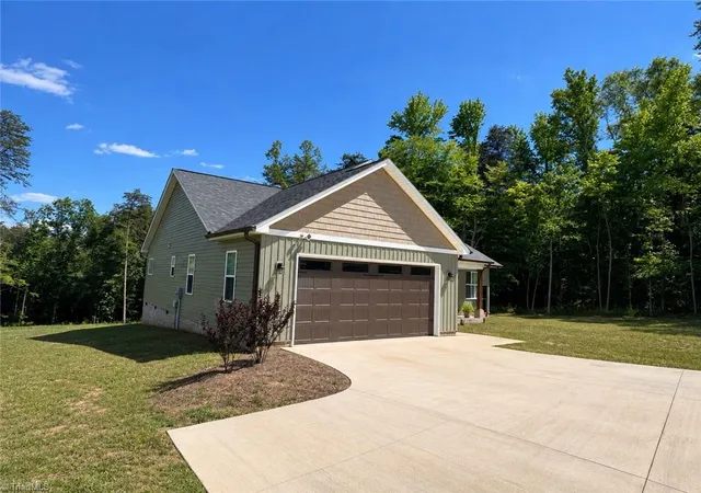 2nd image of 4398 Nc Hwy 135, Stoneville, NC 27048 | MLS# 1223163