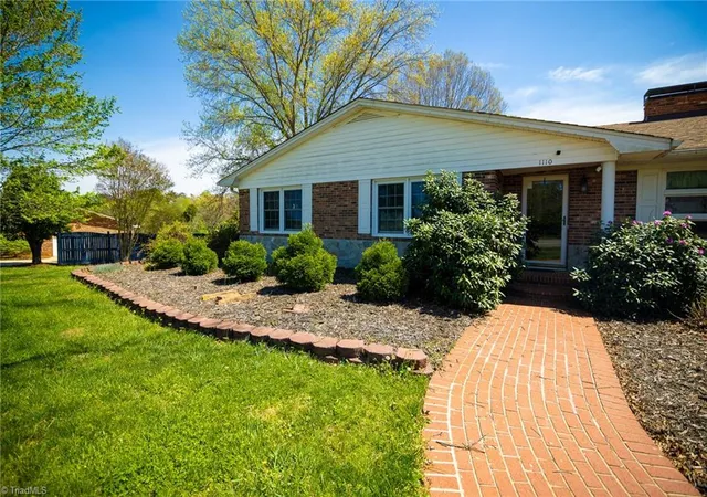 4th image of 1110 Coon Rd, Pinnacle, NC 27043 | MLS# 1222407